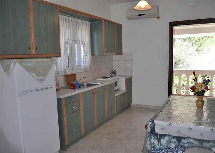 Beachfront House Tolis - * Пелекас