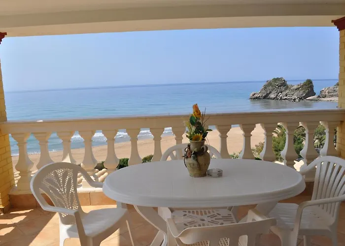 Beachfront House Tolis - Апартаменты *