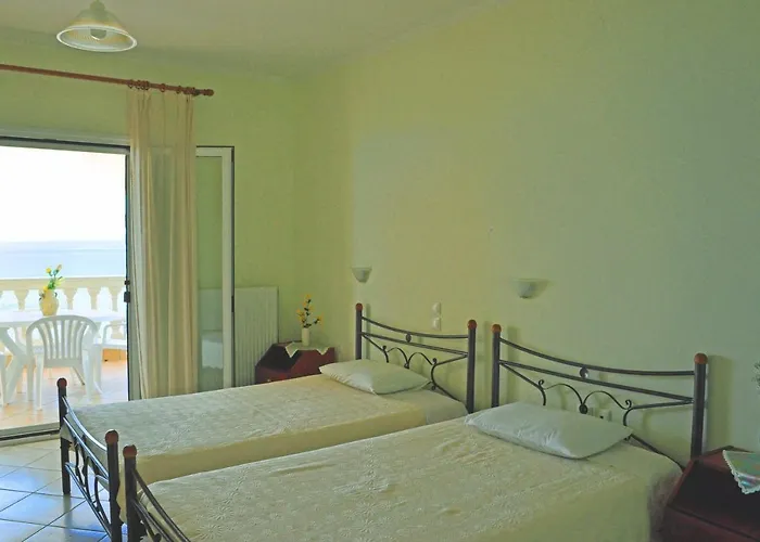 Beachfront House Tolis - Пелекас