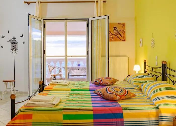 Beachfront House Tolis -
