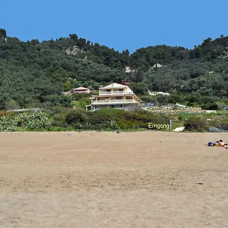 Beachfront House Tolis - Apartment *