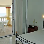 شقة Beachfront House Tolis - *